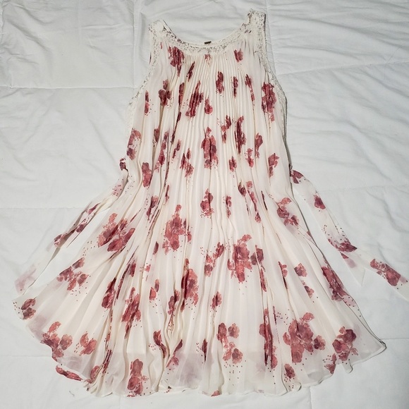 FREE PEOPLE Accordion Pleat Chiffon Dress Sz M - Picture 4 of 7